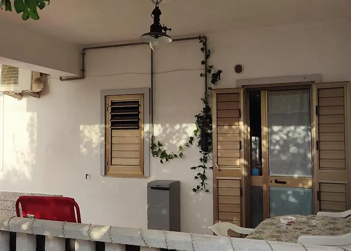 アパート Toma House *