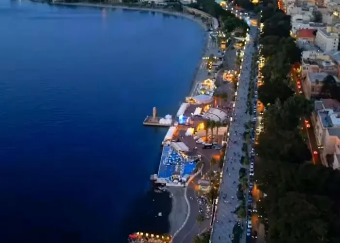 Toma House アパート *