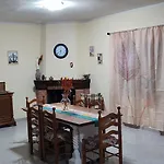 Toma House Apartment
