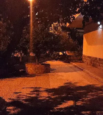 Toma House *