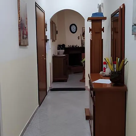 Toma House Apartment